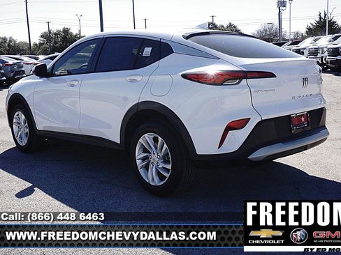 New 2026 Buick Envista Preferred image 7