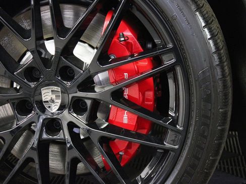 Certified 2025 Porsche Macan Turbo Electric image 42