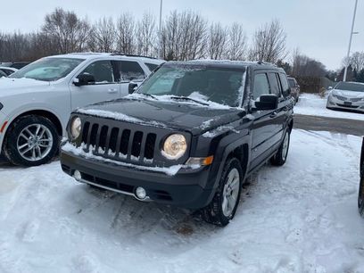Used 2015 Jeep Patriot Limited w/ Sun/Sound Group