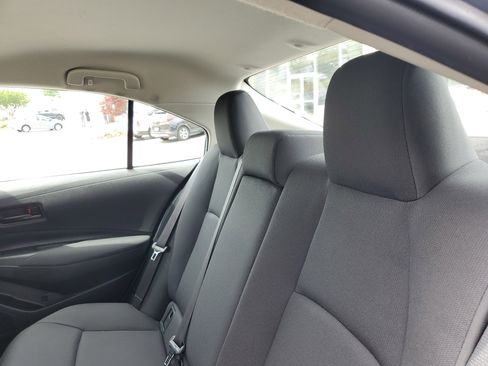 Used 2026 Toyota Corolla LE FWD image 9