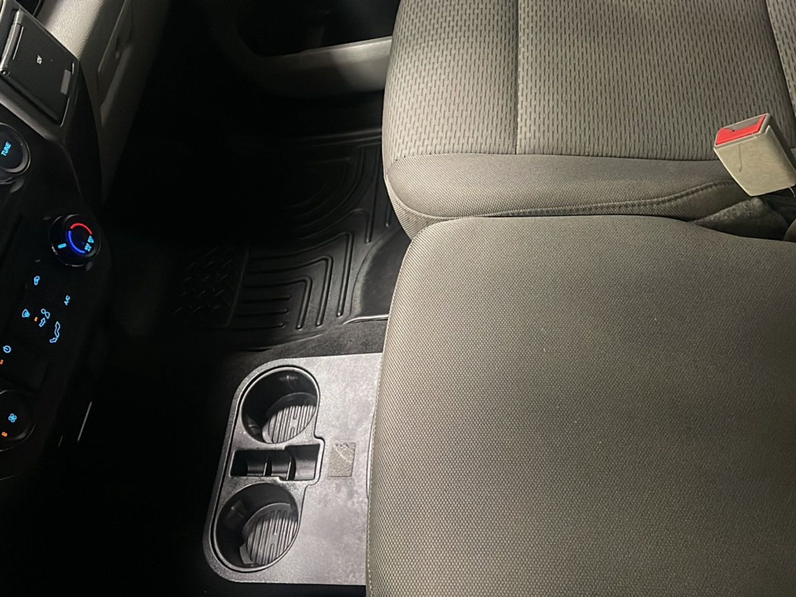 Used 2018 Ford F150 XLT AWD/4WD image 11