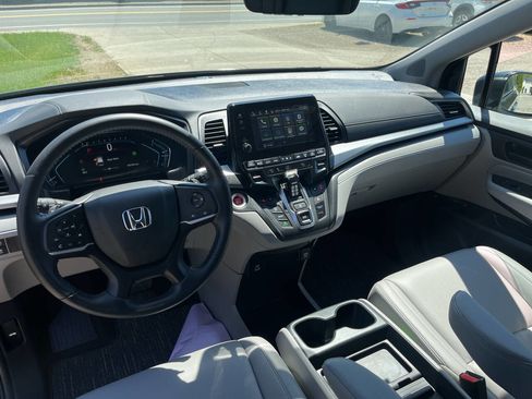 Used 2024 Honda Odyssey EX-L image 16