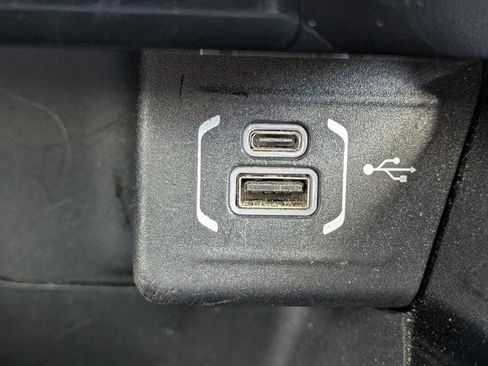 Used 2023 Jeep Compass Trailhawk image 29