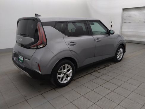 Used 2023 Kia Soul LX w/ Option Group 015 FWD image 10