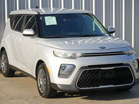 Used 2020 Kia Soul LX image 44