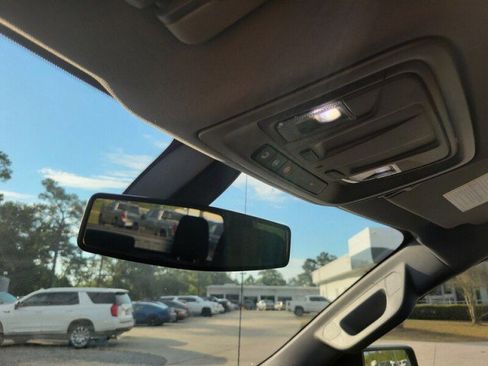 Used 2020 GMC Sierra 1500 Elevation w/ Elevation Value Package image 24