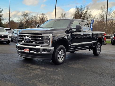 New 2026 Ford F250 Lariat image 1