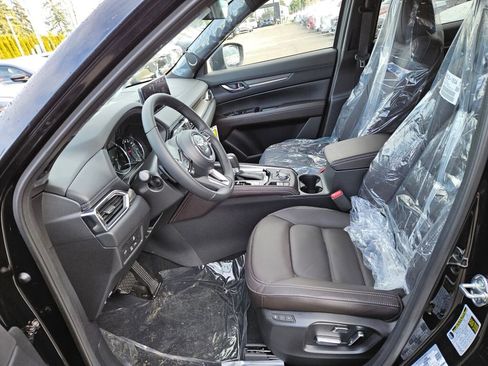 New 2025 MAZDA CX-5 Signature image 11