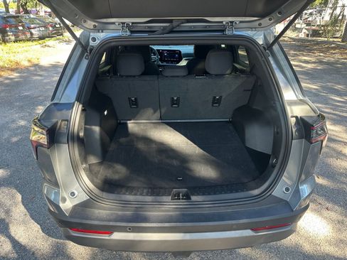 Used 2025 Chevrolet Equinox LT image 24