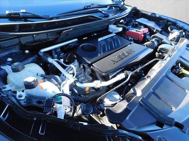 Used 2025 Nissan Rogue SV FWD image 29