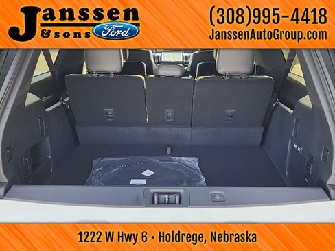 New 2025 Ford Expedition Max Platinum w/ Stealth Performance Package image 14