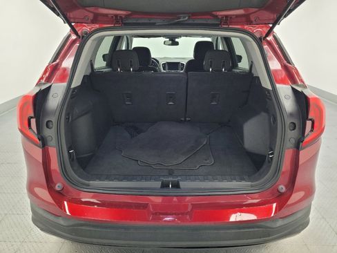 Used 2020 GMC Terrain SLE FWD image 29