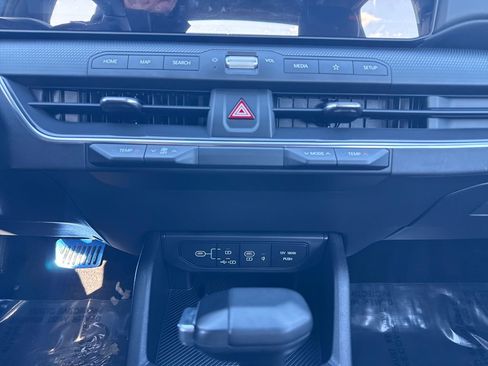 Used 2025 Kia K4 GT-Line image 17