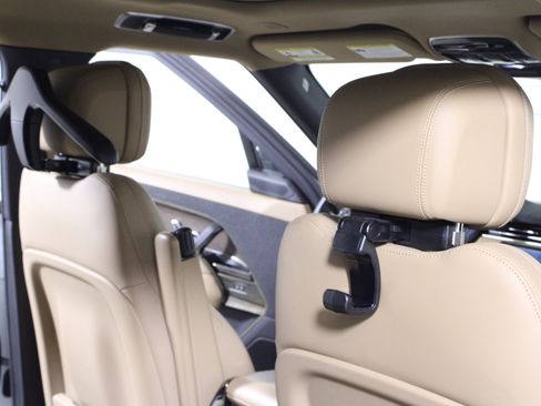 Used 2024 Land Rover Range Rover Sport SE image 18