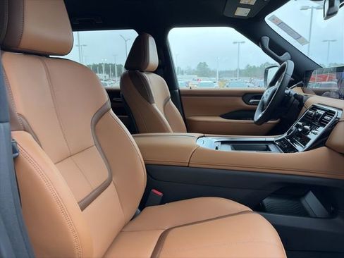 New 2026 Nissan Armada SL image 21