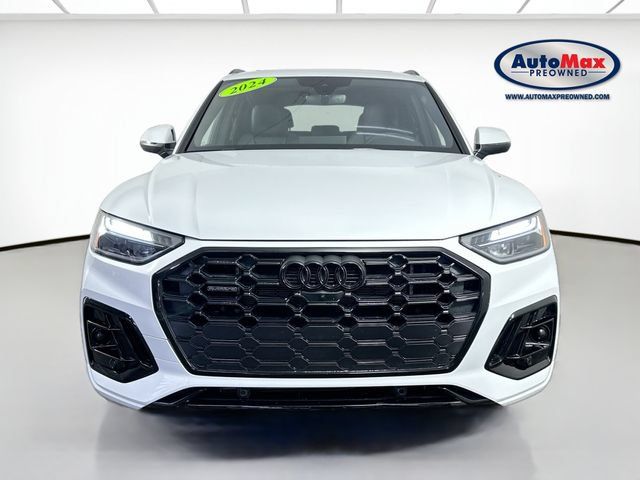 Used 2024 Audi Q5 e Premium Plus w/ Premium Plus Package AWD/4WD image 7