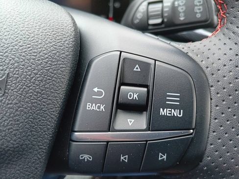 Used 2023 Ford Escape ST-Line w/ Tech Pack #1 AWD/4WD image 6