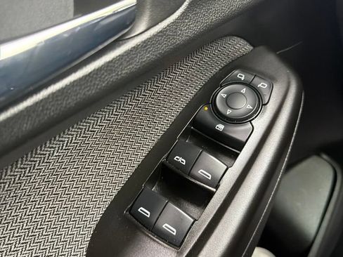 Used 2023 Chevrolet TrailBlazer LT FWD image 12