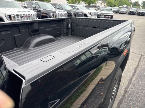 New 2025 GMC Sierra 2500 SLT image 27