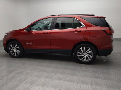 Used 2024 Chevrolet Equinox LT image 3