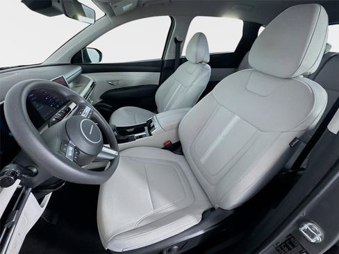 Used 2026 Hyundai Tucson SEL FWD image 11