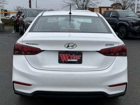 Used 2018 Hyundai Accent SE image 15