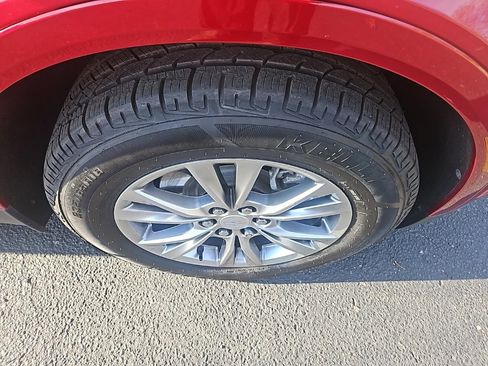 Used 2021 Cadillac XT5 Premium Luxury w/ LPO, Floor Liner Package image 10