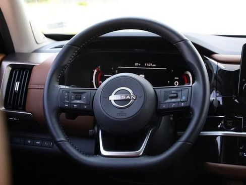 Certified 2025 Nissan Pathfinder Platinum w/ Cargo Package FWD image 18