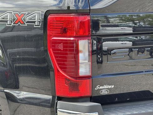 Used 2021 Ford F250 Lariat w/ Lariat Value Package AWD/4WD image 9