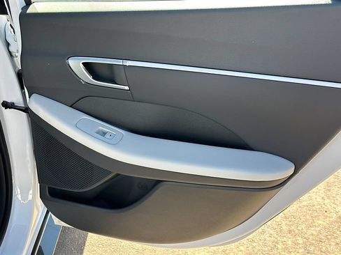 New 2026 Hyundai Sonata SEL FWD image 17