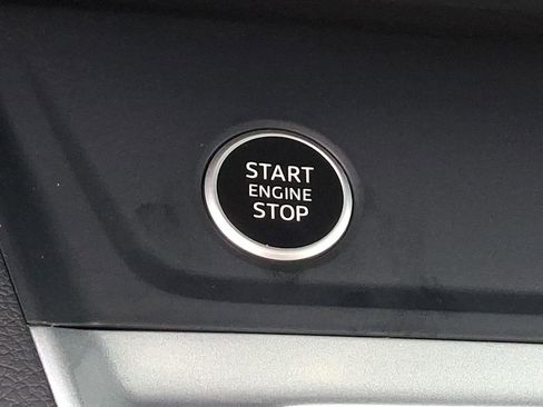 Used 2025 Audi Q3 2.0T Premium Plus w/ Premium Plus Package image 24