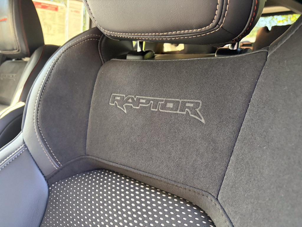 New 2026 Ford Bronco Raptor w/ Interior Carbon Fiber Pack AWD/4WD image 13