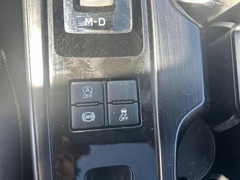 Certified 2026 Subaru Outback Premium AWD/4WD image 8