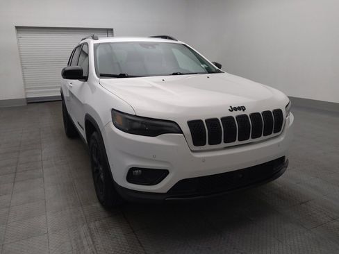 Used 2023 Jeep Cherokee Altitude Lux image 13