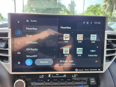 Used 2024 Toyota Sequoia Platinum image 25