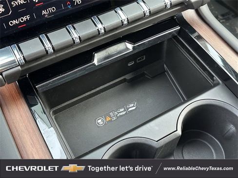 Certified 2025 GMC Yukon Denali image 23