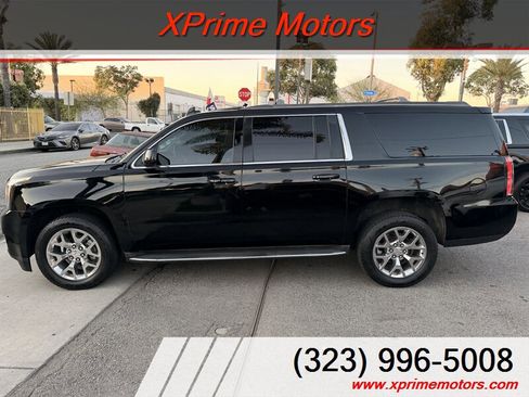 Used 2016 GMC Yukon XL SLT w/ Open Road Package image 4
