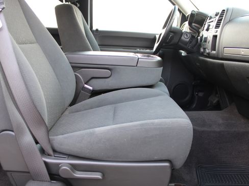 Used 2008 Chevrolet Silverado 1500 LT w/ Power Pack Plus image 16