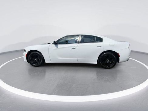 Certified 2023 Dodge Charger SXT image 5