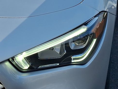 Certified 2022 Mercedes-Benz CLA 250 4MATIC image 9