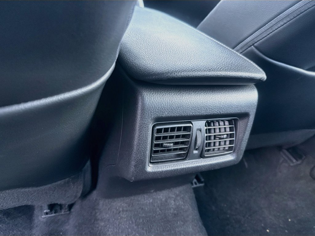 Used 2022 Toyota Camry XSE FWD image 26
