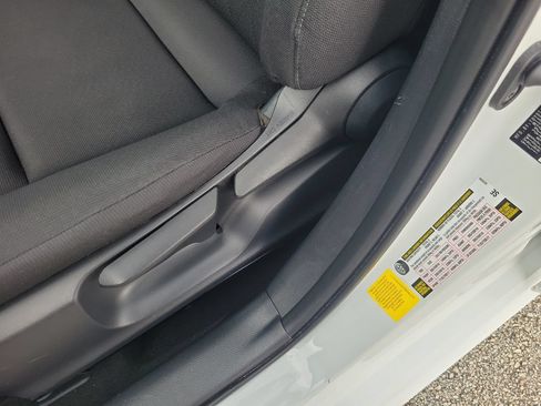 Used 2024 Toyota Corolla LE FWD image 17
