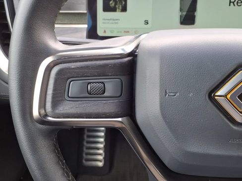 Used 2024 Rivian R1S Adventure AWD/4WD image 34