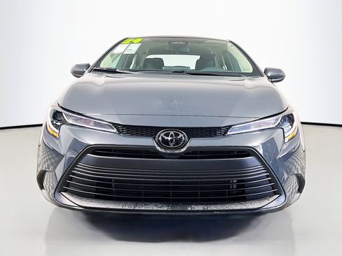 Used 2024 Toyota Corolla LE image 11
