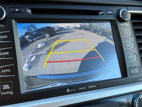 Used 2018 Toyota Highlander Limited image 23