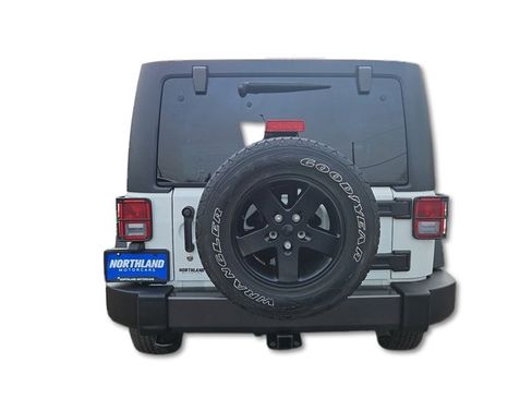 Used 2016 Jeep Wrangler Unlimited Sport image 14