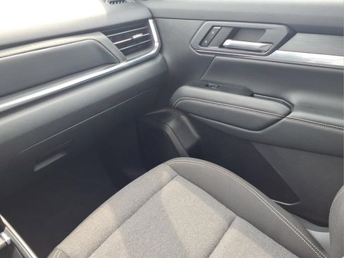 Used 2026 GMC Terrain Elevation AWD/4WD image 23