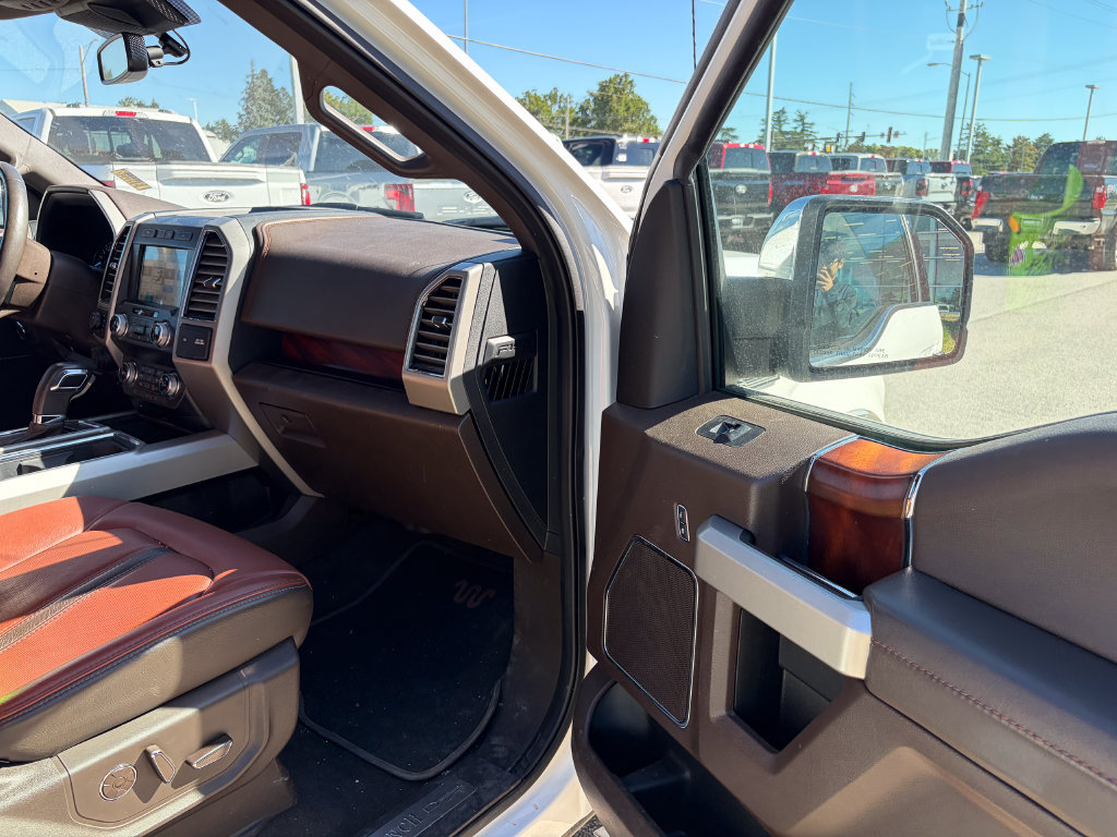 Used 2019 Ford F150 King Ranch w/ Equipment Group 601A Luxury AWD/4WD image 17
