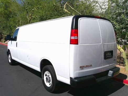 Used 2019 GMC Savana 2500 Extended w/ Driver Convenience Package image 8