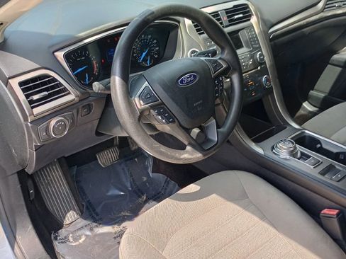 Used 2017 Ford Fusion S image 9